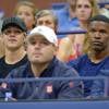 Niall Horan et Jamie Foxx sur le court Athur Ashe à l'USTA Billie Jean King National Tennis Center de New York lors de l'US Open, le 2 septembre 2015