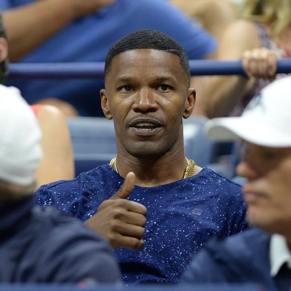 Jamie Foxx sur le court Athur Ashe à l'USTA Billie Jean King National Tennis Center de New York lors de l'US Open, le 2 septembre 2015