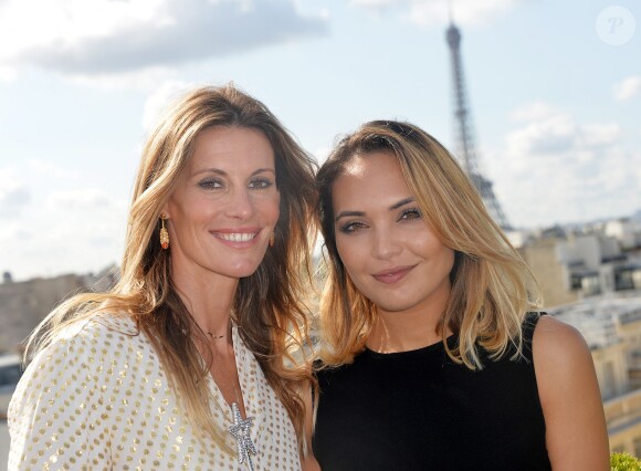 Sophie Thalmann et Valérie Bègue - Conférence de presse de l'association "Les bonnes fées" à Paris avec le comité Miss France à Paris le 3 septembre 2015.