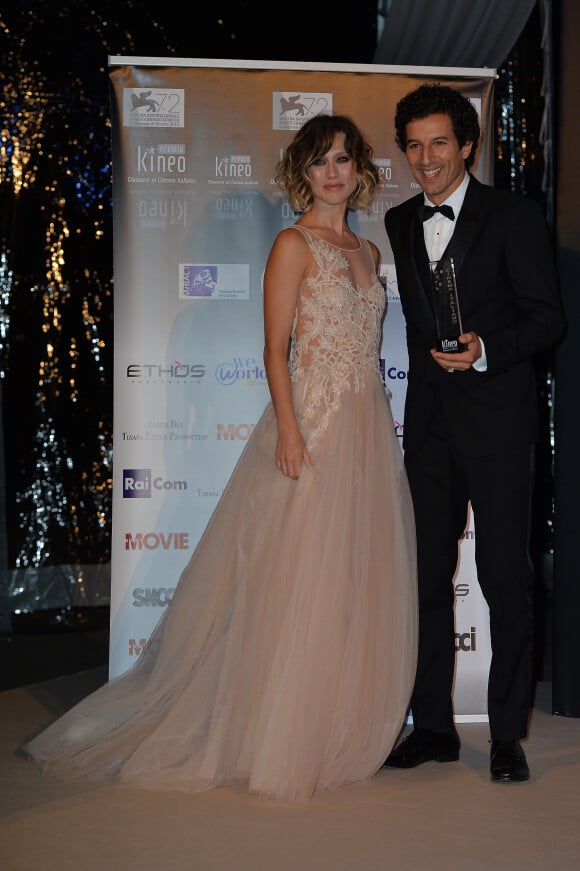 Gabriella Pession, Francesco Scianna - PressRoom de la remise du prix "Kineo" lors du 72e Festival du Film de Venise, la Mostra. Le 6 septembre 2015