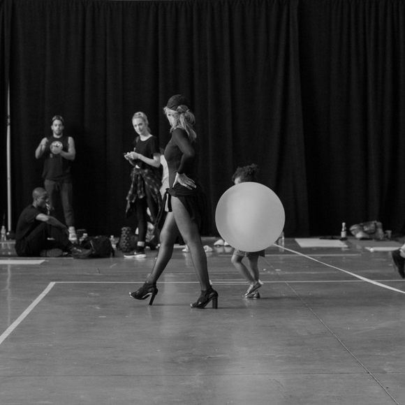 Beyoncé et sa fille Blue Ivy dans les coulisses de sa répétition pour le festival Budweiser Made in America. Photo publiée le 5 septembre 2015.