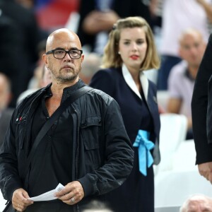 Pascal Obispo lors de la rencontre amicale France-Serbie à Bordeaux le 7 septembre 2015