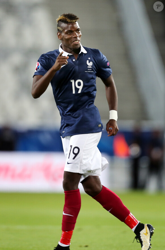 Paul Pogba lors de la rencontre amicale France-Serbie au Grand Stade de Bordeaux le 7 septembre 2015