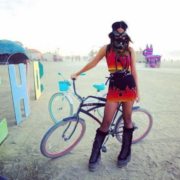 Katy Perry au Festival Burning Man, en Californie. Septembre 2015.