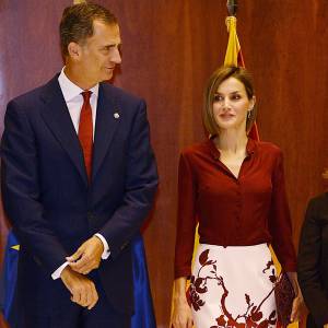 Letizia et Felipe VI d'Espagne célébraient le 9 septembre 2015 les 35 ans du Tribunal constitutionnel à Madrid à l'occasion d'un déjeuner qui y était organisé.