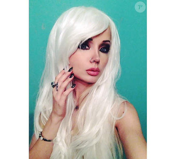 Valeria Lukyanova et son visage de poupée Barbie / photo postée sur Instagram.