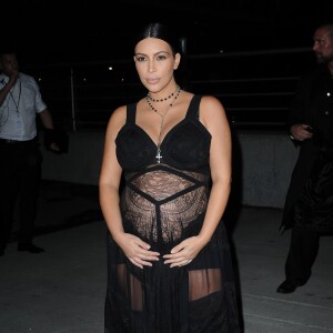 Kim Kardashian arrive au Pier 26 pour assister au défilé Givenchy printemps-été 2016. New York, le 11 septembre 2015.