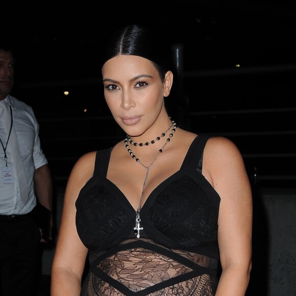 Kim Kardashian arrive au Pier 26 pour assister au défilé Givenchy printemps-été 2016. New York, le 11 septembre 2015.