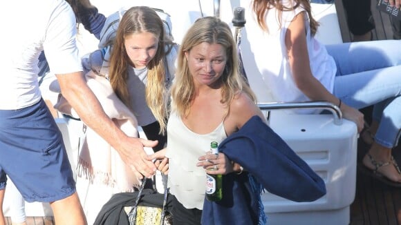 Kate Moss : Maman détendue avec Lila Grace, en vacances en France