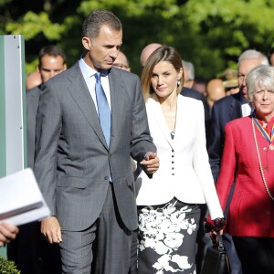 Le roi Felipe VI et la reine Letizia d'Espagne ont débuté leur visite officielle aux Etats-Unis, le 15 septembre 2015, à Mount Vernon, ancienne résidence et lieu de sépulture du premier président des Etats-Unis, George Washington.