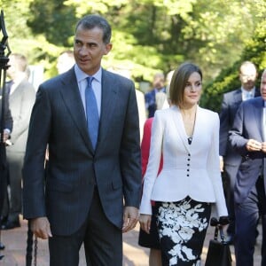 Le roi Felipe VI et la reine Letizia d'Espagne ont débuté leur visite officielle aux Etats-Unis, le 15 septembre 2015, à Mount Vernon, ancienne résidence et lieu de sépulture du premier président des Etats-Unis, George Washington.