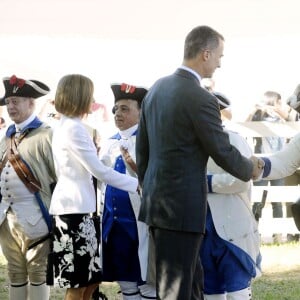 Le roi Felipe VI et la reine Letizia d'Espagne ont entamé leur visite officielle aux Etats-Unis, le 15 septembre 2015, à Mount Vernon, ancienne résidence et lieu de sépulture du premier président des Etats-Unis, George Washington.