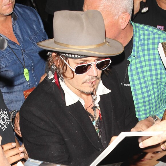 Johnny Depp à la sortie de son concert avec son groupe The Hollywood Vampires au Roxy Theatre sur Sunset Strip à West Hollywood, Los Angeles,le 16 septembre 2015.