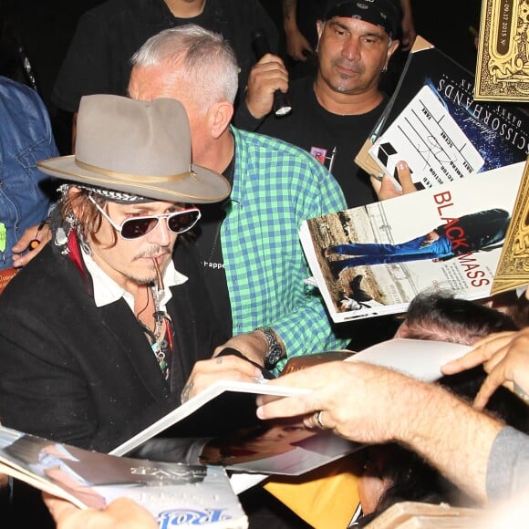 Johnny Depp à la sortie de son concert avec son groupe The Hollywood Vampires au Roxy Theatre sur Sunset Strip à West Hollywood, Los Angeles,le 16 septembre 2015.