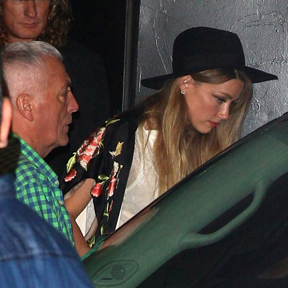 Amber Heard quitte le concert du groupe The Hollywood Vampires au Roxy Theatre sur Sunset Strip à West Hollywood, Los Angeles,le 16 septembre 2015.