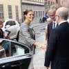 La princesse Victoria de Suède, enceinte, arrive au vernissage de l'exposition dédiée à Folke Bernadotte à Stockholm le 17 septembre 2015