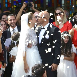 Pascal Obispo a épousé Julie Hantson au Cap-Ferret le 19 septembre 2015.