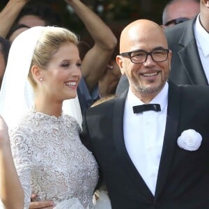 Pascal Obispo a épousé Julie Hantson au Cap-Ferret le 19 septembre 2015.