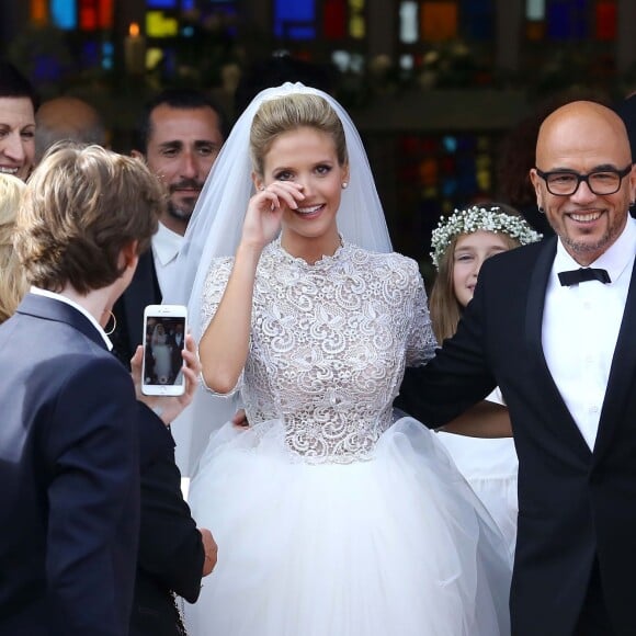 Pascal Obispo a épousé Julie Hantson au Cap-Ferret le 19 septembre 2015.