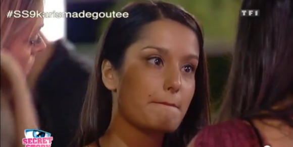 Karisma en larmes, trahie par Ali, dans SS9 le 18 septembre 2015 sur TF1.