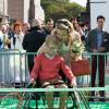 Le prince Emmanuel de Belgique s'est essayé au tennis en fauteuil roulant à l'occasion de la 9e Fête du Sport au parc du Cinquantenaire, à Bruxelles, le 20 septembre 2015. La famille royale prenait part ce jour-là au Dimanche sans voiture.
