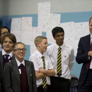 Le prince William à l'académie Hammersmith à Londres pour soutenir la campagne Diana Award's Back2School Anti-bullying le 21 septembre 2015.