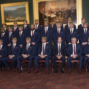 Le prince William s'est chargé d'accueillir le 21 septembre 2015 à Londres l'équipe de rugby du Pays de Galles, dont il est supporter.