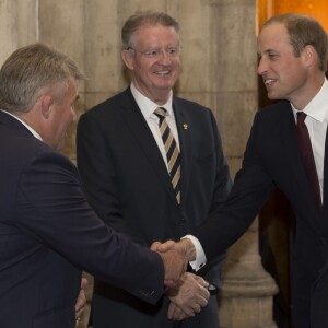 Le prince William s'est chargé d'accueillir le 21 septembre 2015 à Londres l'équipe de rugby du Pays de Galles, dont il est supporter.