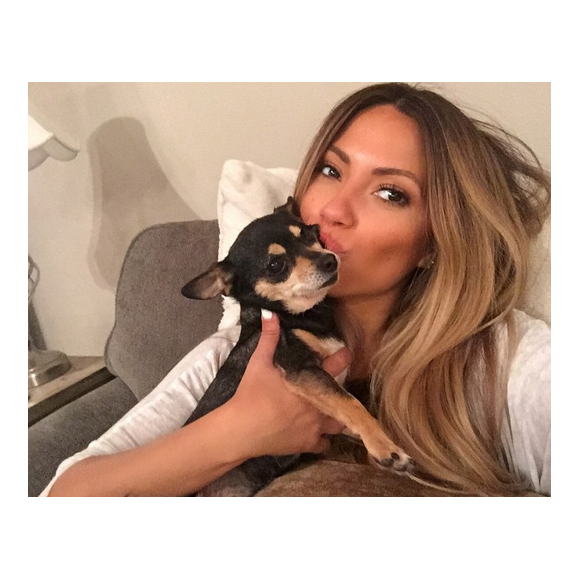 Jessica Burciaga et son chien / photo postée sur Instagram.