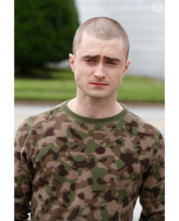 Daniel Radcliffe a posté la première image de son prochain film, Imperium, où il apparaît le crâne rasé