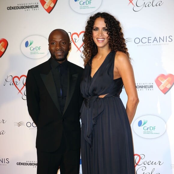 Claude Makélélé et Noémie Lenoir, au Par Coeur Gala pour les 10 ans de l'association "Cekedubonheur" au pavillon d'Armenonville à Paris le 24 septembre 2015