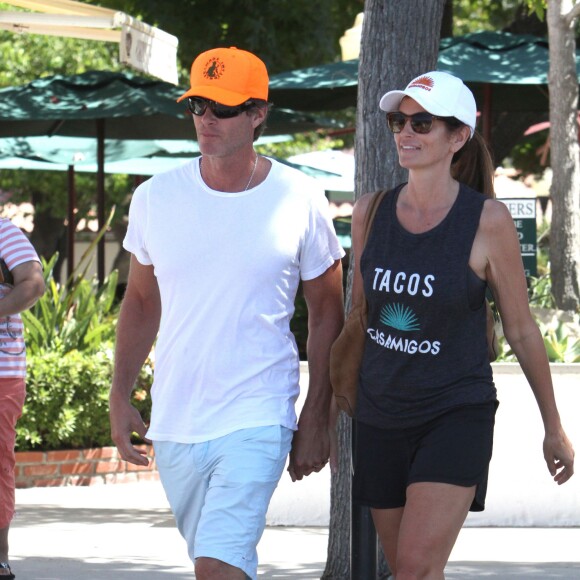 Cindy Crawford et son mari Rande Berger, se baladent à Malibu le 13 septembre 2015