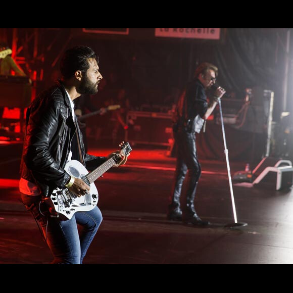 Exclusif - Johnny Hallyday en concert aux Francofolies à La Rochelle le 14 juillet 2015 avec Maxime Nucci à la guitare.