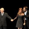 Muriel Robin, Guy Bedos, sa fille Victoria et son fils Nicolas - Guy Bedos sur la scène de l'Olympia pour son dernier spectacle "La der des der" à Paris. Le 23 décembre 2013 