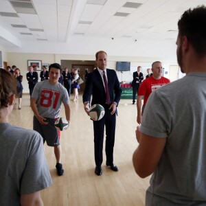 Le prince William, duc de Cambridge, lançait le programme Coach Core Welsh Rugby au centre national du sport à Cardiff, le 1er octobre 2015.