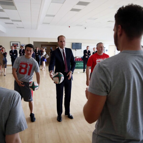 Le prince William, duc de Cambridge, lançait le programme Coach Core Welsh Rugby au centre national du sport à Cardiff, le 1er octobre 2015.