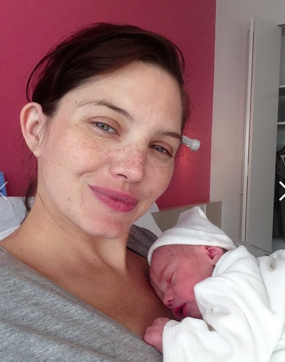Delphine Chanéac a posté le 2 octobre une photo d'elle et de son bébé, Ethan.