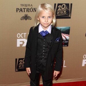 Lennon Henry à la première de «American Horror Story» à Los Angeles, le 3 octobre 2015