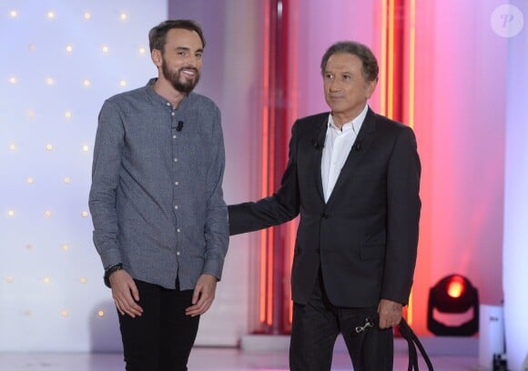 Christophe Willem et Michel Drucker - Enregistrement de l'émission Vivement Dimanche à Paris le 30 septembre 2015.