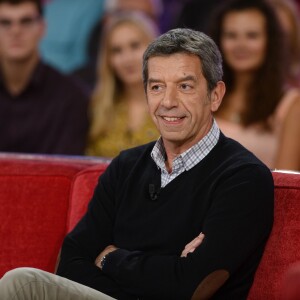 Michel Cymes - Enregistrement de l'émission "Vivement Dimanche" consacrée à Jean-Marie Bigard, au Studio Gabriel à Paris le 7 octobre 2015. Diffusion le 11 octobre 2015 sur France 2.