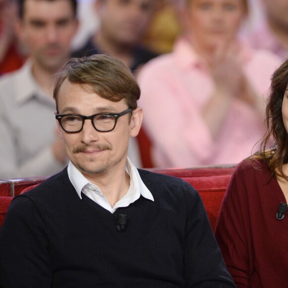 Lorànt Deutsch et sa femme Marie-Julie Baup -  Enregistrement de l'émission "Vivement Dimanche" consacrée à Jean-Marie Bigard, au Studio Gabriel à Paris le 7 octobre 2015. Diffusion le 11 octobre 2015 sur France 2.