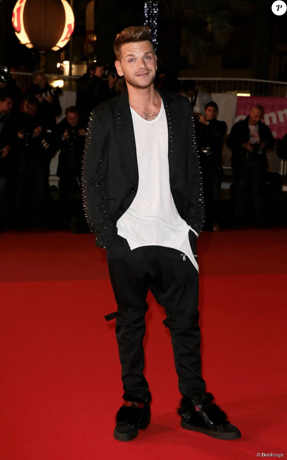 Keen V Recompense A Cannes