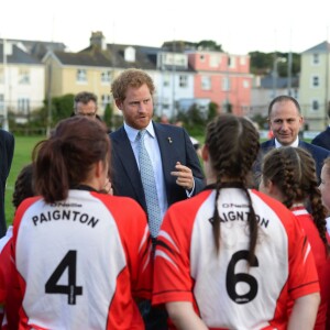 Le prince Harry a rendu visite aux jeunes du club de rugby de Paignton dans le Devon le 7 octobre 2015