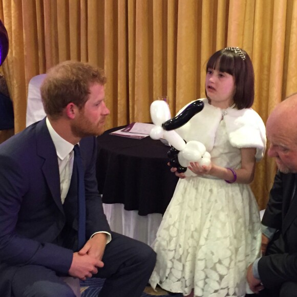 Le prince Harry lors de la cérémonie des prix WellChild, qui récompensent le courage des enfants malades et de leur famille, le 5 octobre 2015 à Londres.