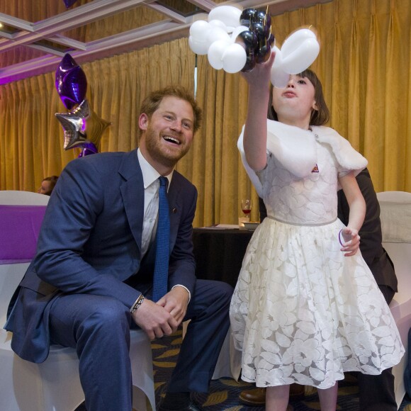 Le prince Harry lors de la cérémonie des prix WellChild, qui récompensent le courage des enfants malades et de leur famille, le 5 octobre 2015 à Londres.