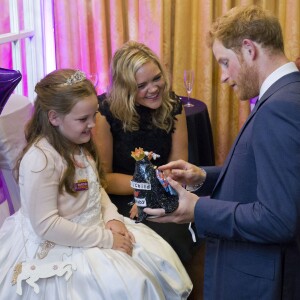 Le prince Harry lors de la cérémonie des prix WellChild, qui récompensent le courage des enfants malades et de leur famille, le 5 octobre 2015 à Londres.