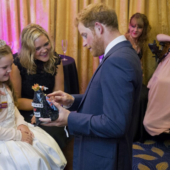 Le prince Harry lors de la cérémonie des prix WellChild, qui récompensent le courage des enfants malades et de leur famille, le 5 octobre 2015 à Londres.