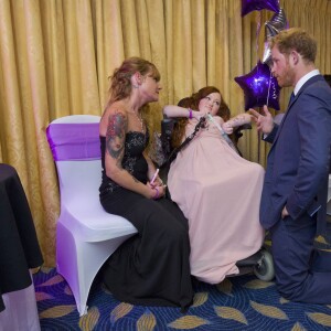 Le prince Harry lors de la cérémonie des prix WellChild, qui récompensent le courage des enfants malades et de leur famille, le 5 octobre 2015 à Londres.