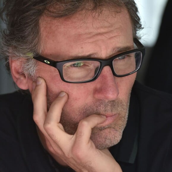 Laurent Blanc lors de la visite du centre Ephad Hervieux de Poissy dans le cadre de l'opération + De Vie le 12 octobre 2015