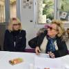 Laurent Blanc, Mireille Darc et Bernadette Chirac lors de la visite du centre Ephad Hervieux de Poissy dans le cadre de l'opération + De Vie le 12 octobre 2015